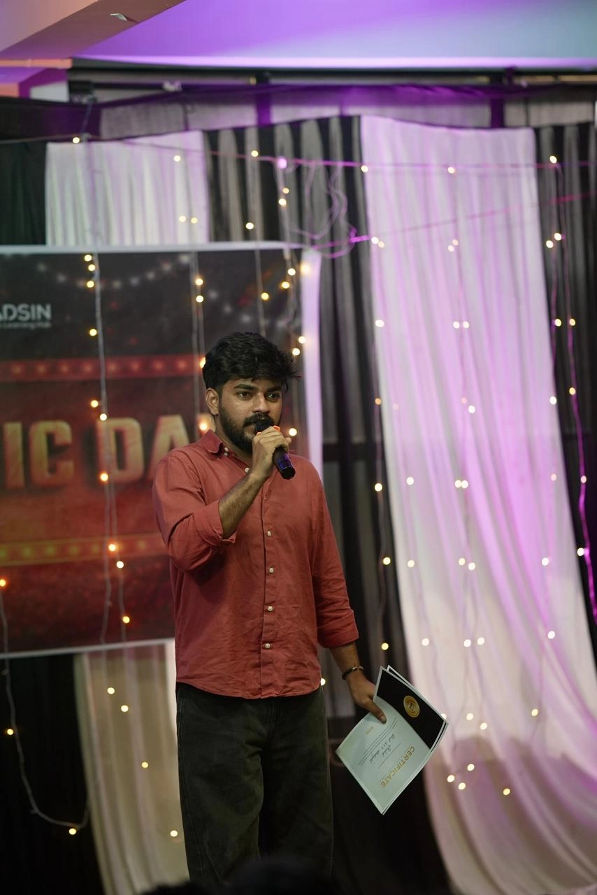 Digital Marketing strategist in Malappuram with mic